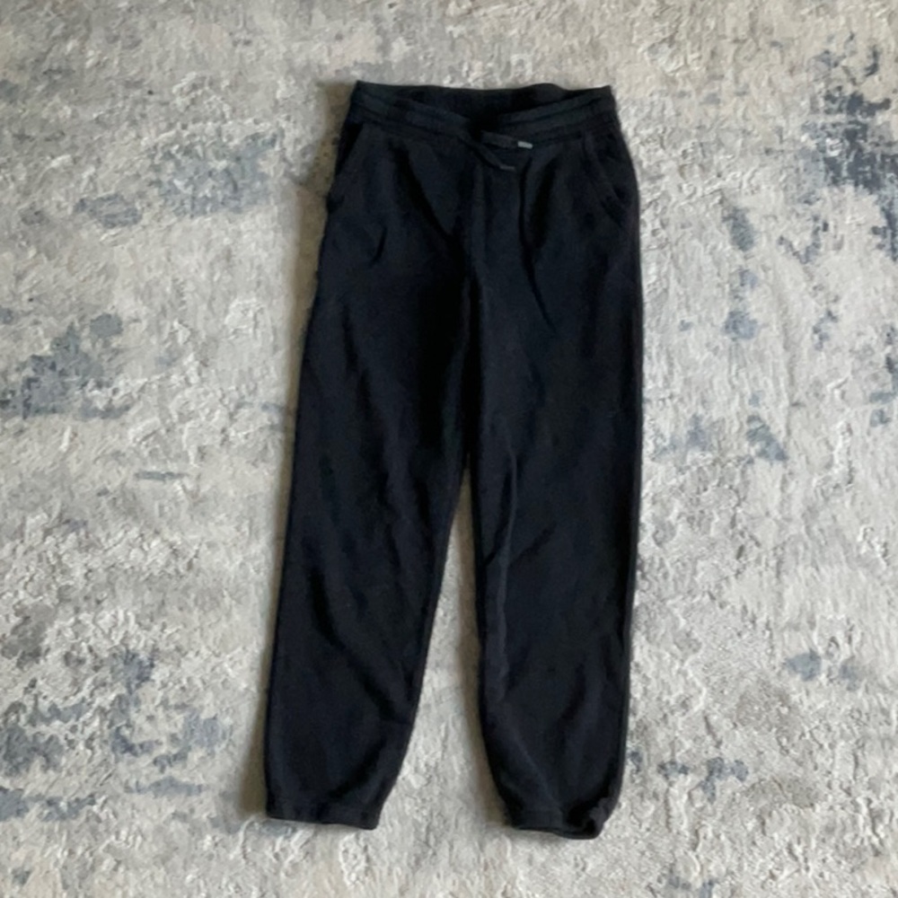 OLD NAVY BLACK SWEATPANTS